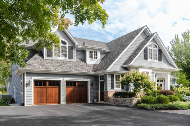 Best Roof Moss and Algae Removal  in Point Roberts, WA